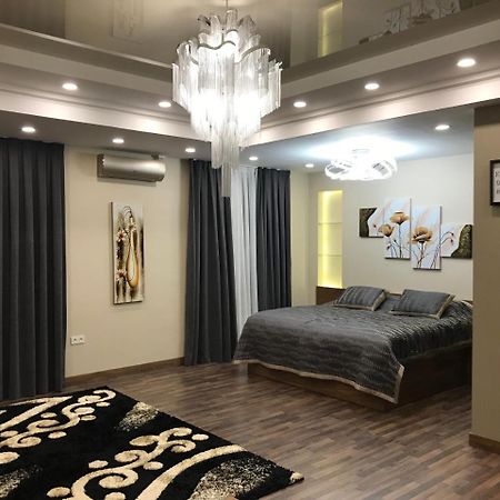 Green City Apartment 1 ทาชเคนต์ ภายนอก รูปภาพ